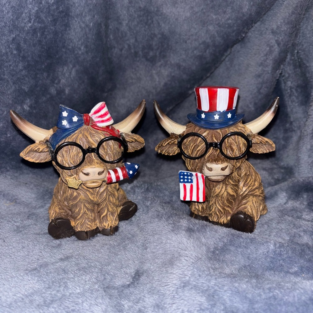 Highland Cow Figurines - Set of Two - Patriotic/4th of July - NEW